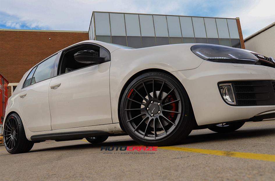 VOLKSWAGEN GOLF RS05RR MATTE GUNMETAL